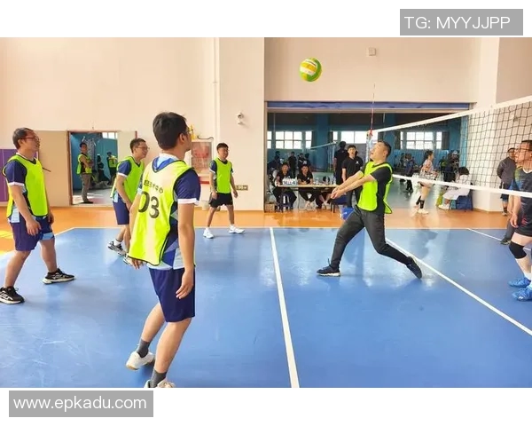 武汉排球队排球意识创新高引发全网热议展现团队实力与战术智慧 武汉排球队排球意识创新高引发全网热议展现团队实力与战术智慧