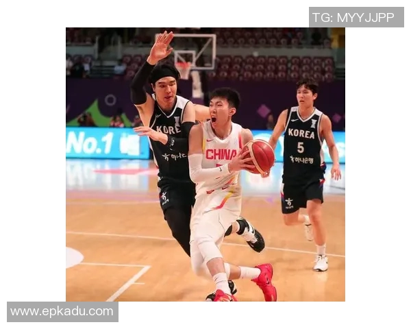 2012年美国男篮与中国队激战回顾：篮球盛宴中的荣耀与挑战