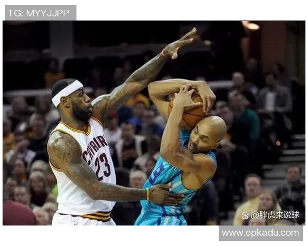 2017年NBA季后赛勇士与骑士的巅峰对决与传奇时刻回顾